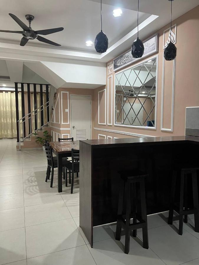 El Homestay Melaka Zewnętrze zdjęcie